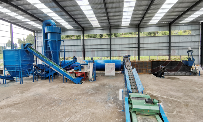 秸稈粉碎烘干壓塊設(shè)備生產(chǎn)線圖片