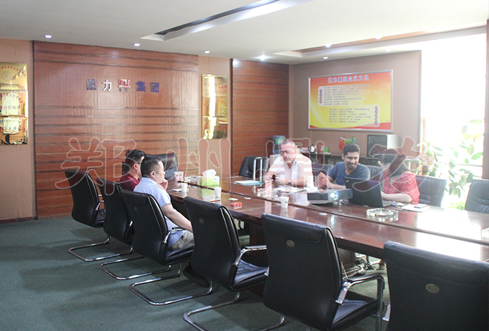 加納啤酒糟烘干機(jī)客戶考察圖